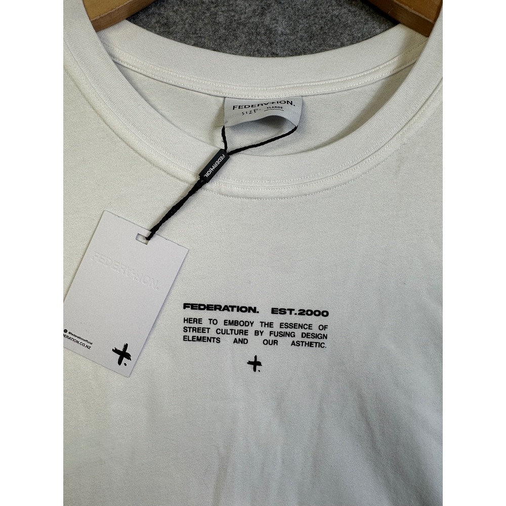 Federation Mens Est 2000 Street Culture Graphic T-Shirt White XL